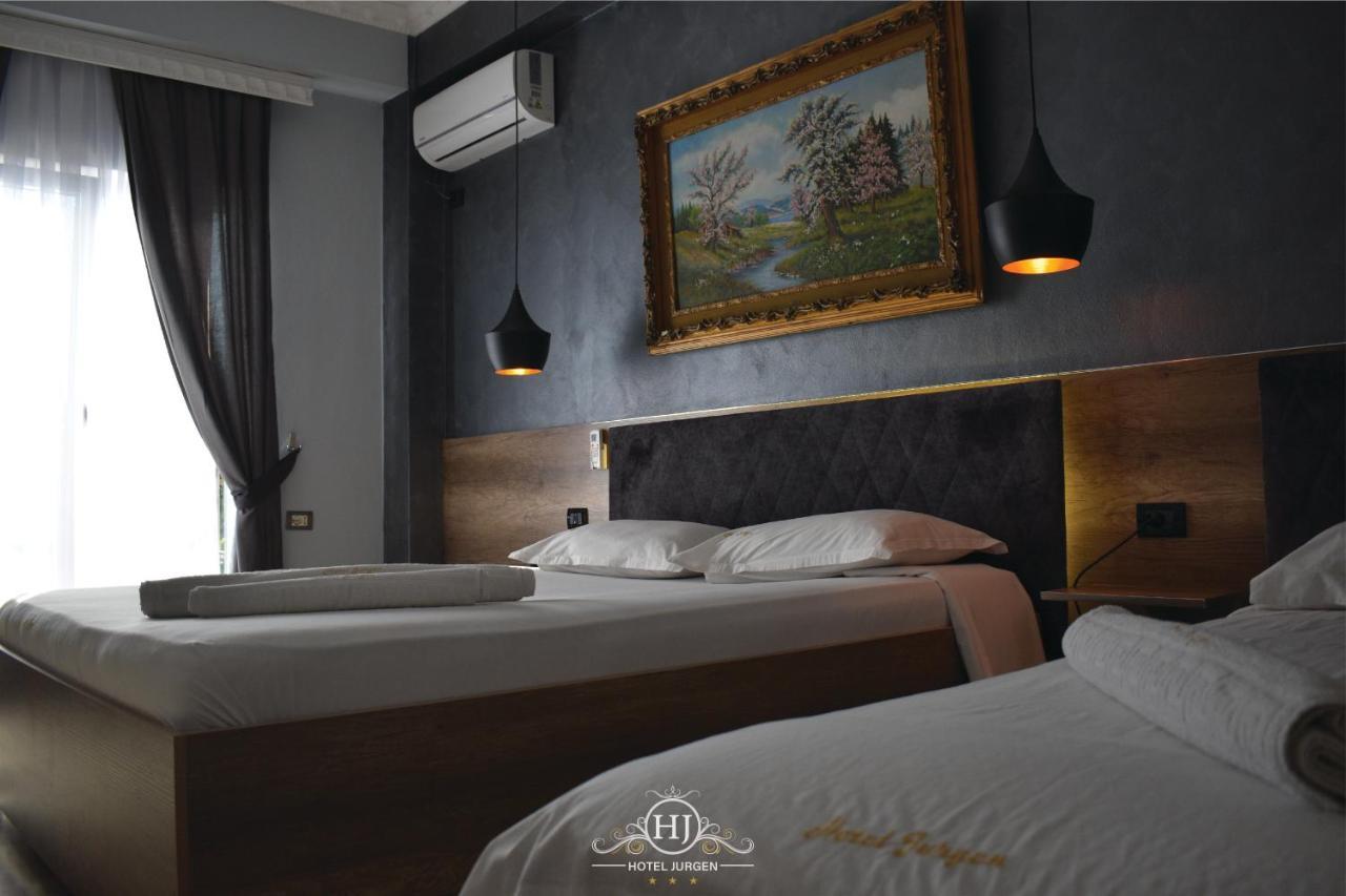 Hotel Jurgen เลเจอ ภายนอก รูปภาพ