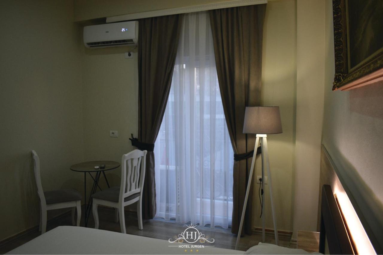 Hotel Jurgen เลเจอ ภายนอก รูปภาพ