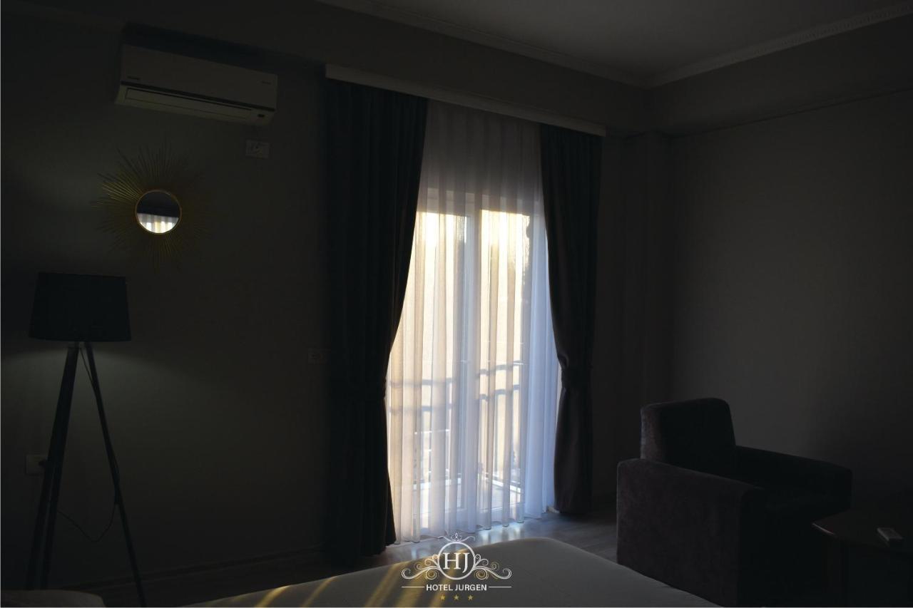 Hotel Jurgen เลเจอ ภายนอก รูปภาพ