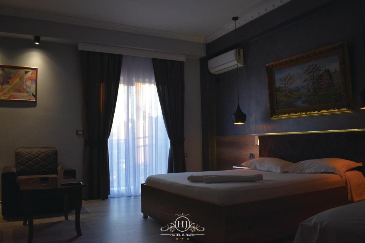 Hotel Jurgen เลเจอ ภายนอก รูปภาพ