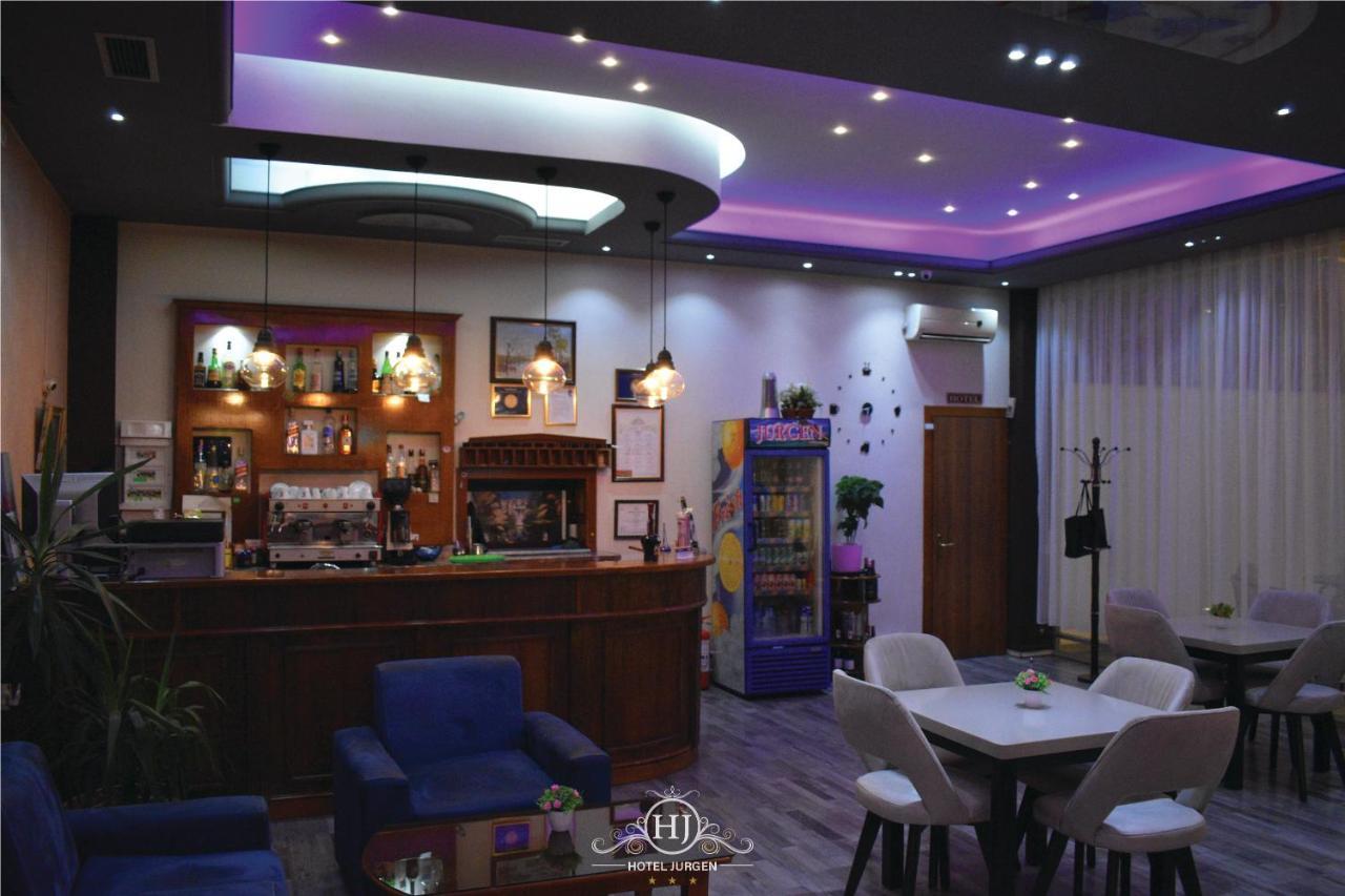 Hotel Jurgen เลเจอ ภายนอก รูปภาพ