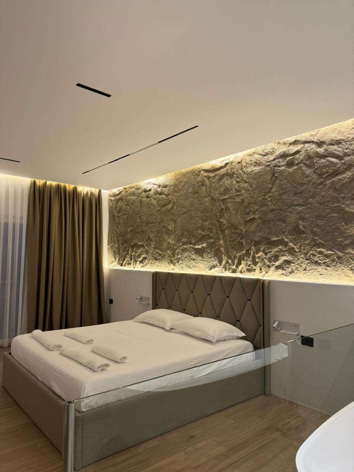 Hotel Jurgen เลเจอ ภายนอก รูปภาพ