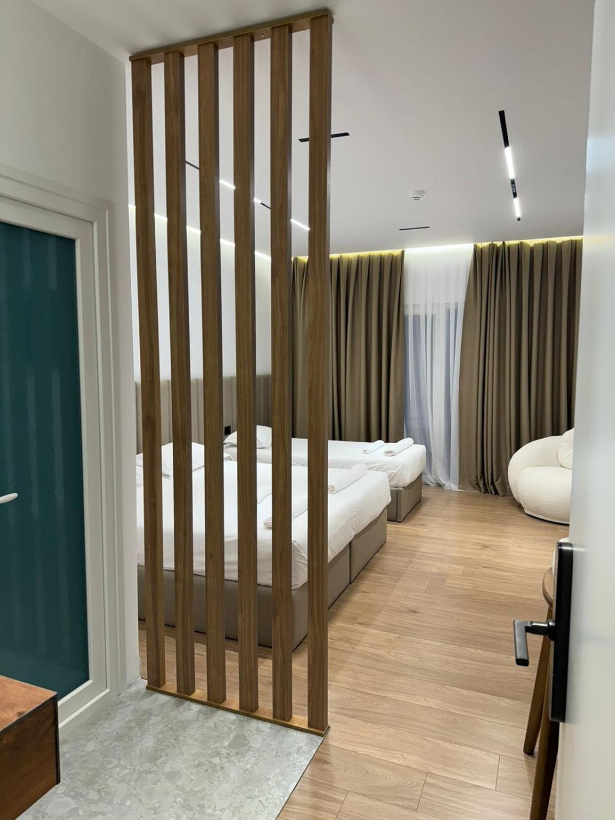 Hotel Jurgen เลเจอ ภายนอก รูปภาพ